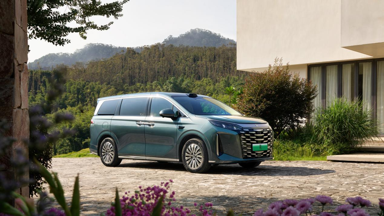 中大型MPV比亞迪2026款夏上市限時19.68萬起
