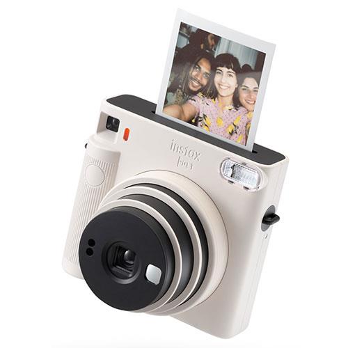 Instax-SQUARE-SQ1-instant-camera-2.jpg